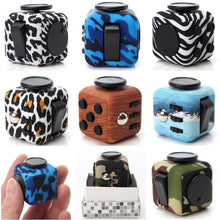 Hot Sale Waterproof Lightweight Fidget Cube Children Adults Stress Relief Dice Christmas Gifts for Your Friends Families