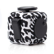 Hot Sale Waterproof Lightweight Fidget Cube Children Adults Stress Relief Dice Christmas Gifts for Your Friends Families